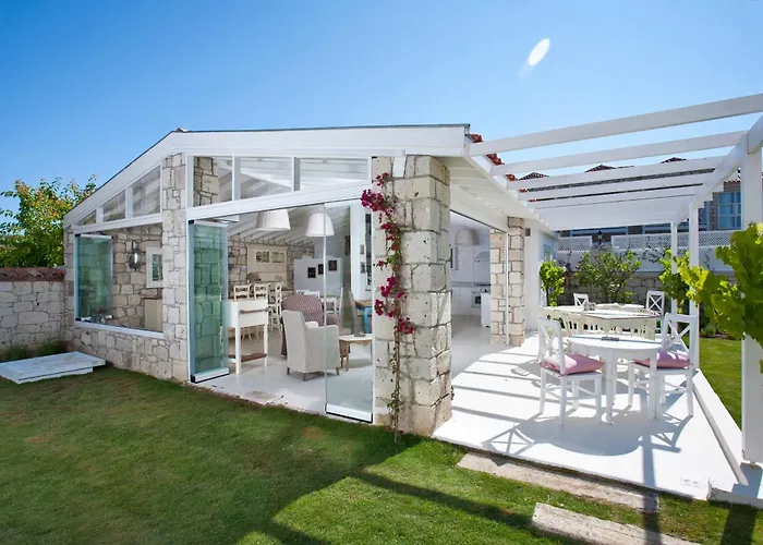 Hane Alaçatı Boutique Hotel